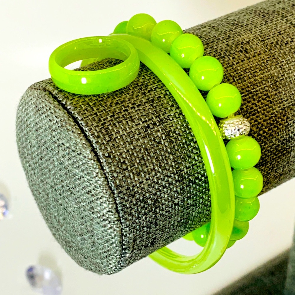 Glass Bracelet Set